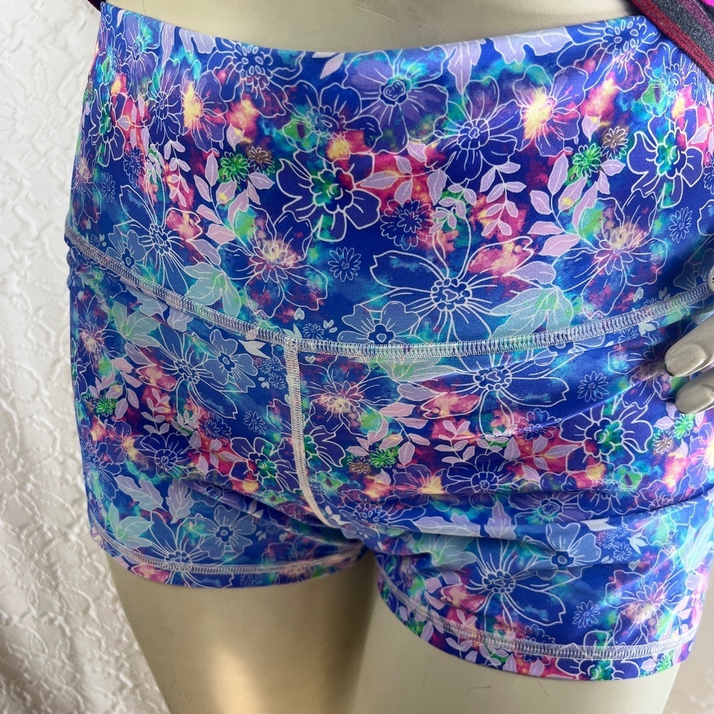 Peachy Vixen Floral Watercolor Athletic‎ Yoga Shorts XL